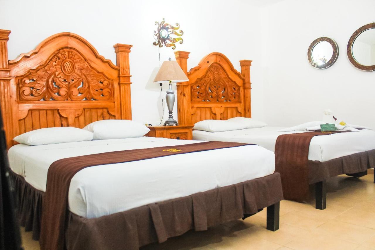 Palacio Canton Hotel - Valladolid Valladolid  Esterno foto