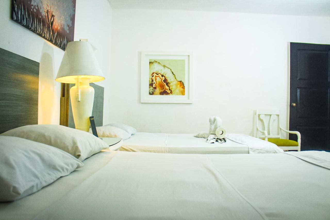 Palacio Canton Hotel - Valladolid Valladolid  Esterno foto